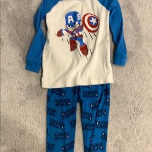 Gap marvel toddler boys pjs